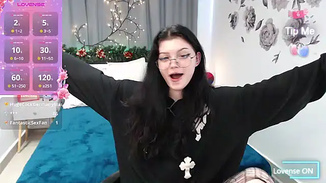 MileyRood's cam snapshot