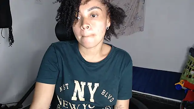 shayna_cute's cam snapshot