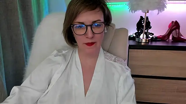 feliziaDesire live sex cam