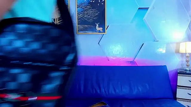 Room_boys_hot's cam snapshot