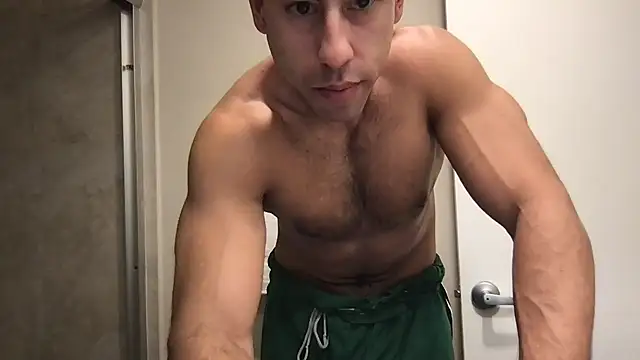 BigGuyMuscle live sex cam