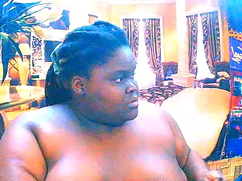 EbonyHotBuns live sex cam