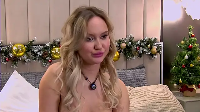 JuliaHotter's cam snapshot