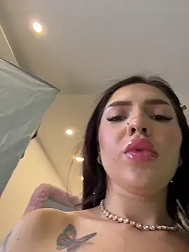 sexyanais live sex cam