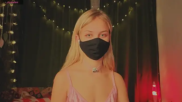 EternalOphelia's cam snapshot