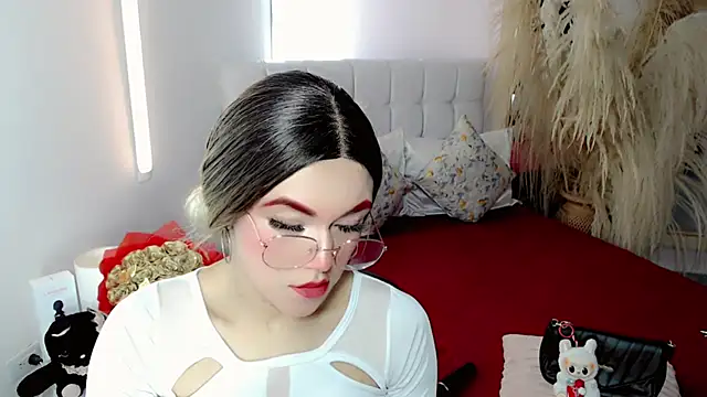 nathalialoes1 live sex cam