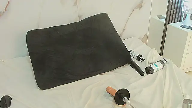 MayaBaker live sex cam