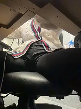 Wild_Jaz69's cam snapshot