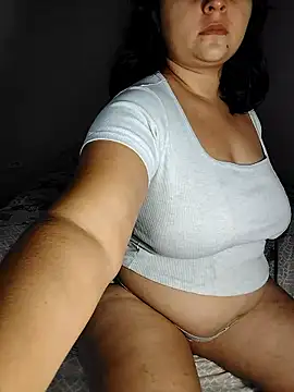 alexacurvy05 live sex cam