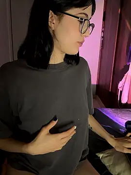 HinaSweet live sex cam