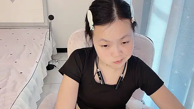 Lena-yyds live sex cam