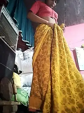 R_Roshni's cam snapshot