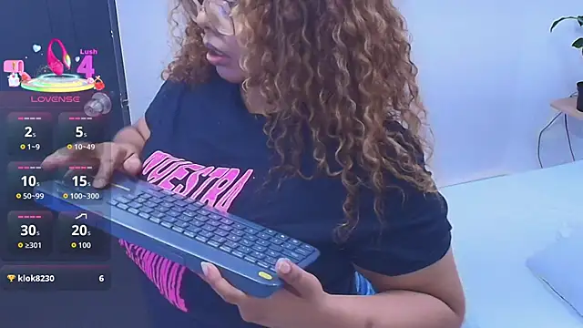 _nickypurple_ live sex cam