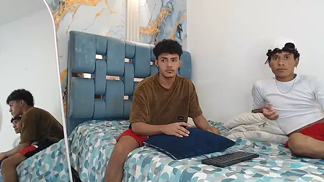 SWEET_RABBIT1 live sex cam