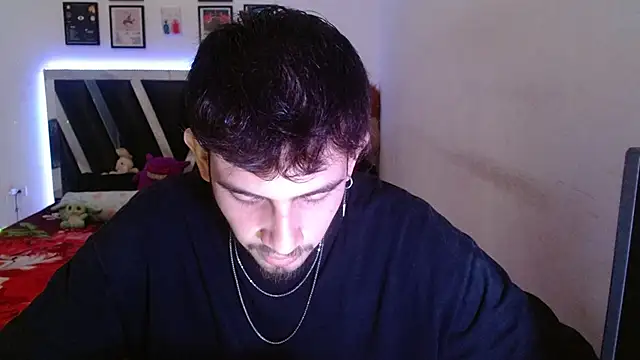 Sebasxxl12 live sex cam