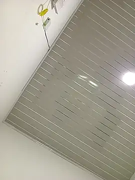 anaiisevanz's cam snapshot