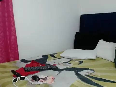 KratosAfroditacs live sex cam