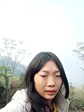 Thao201 live sex cam