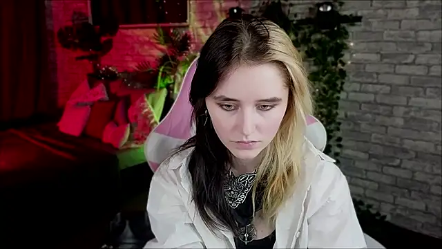 RubyMyst live sex cam