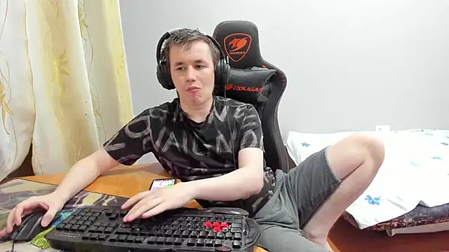 iliaskrislove live sex cam