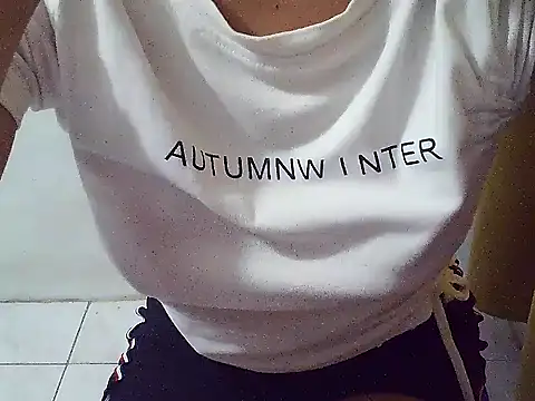 Jennie_Ross's cam snapshot