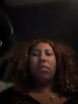 lauraltt live sex cam