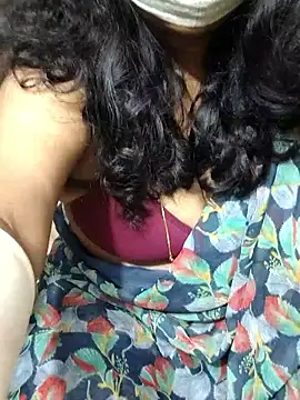 Yoursriya25 live sex cam