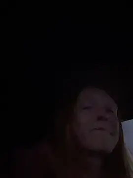 GoldenFlameGoddess live sex cam