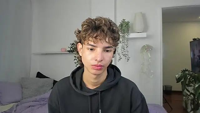 santy-kitty live sex cam