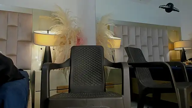 lucaaray live sex cam