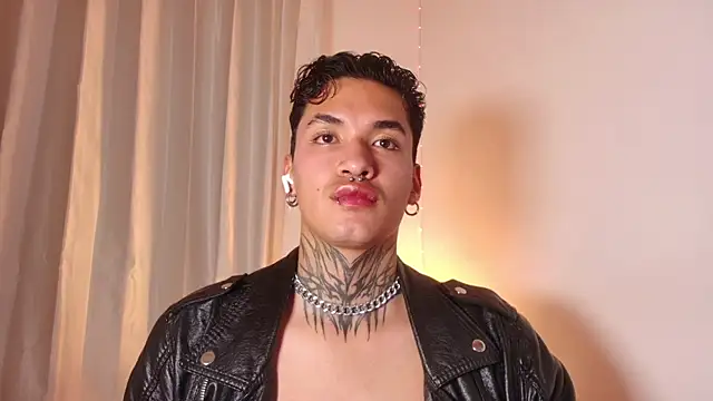 AlecBanne's cam snapshot