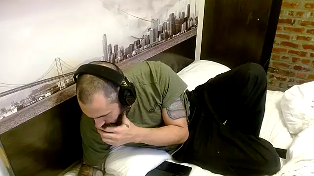 AceSpinning_DJ live sex cam