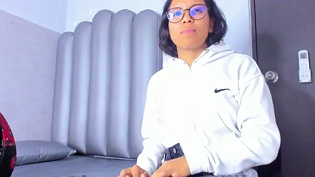 pitufa-'s cam snapshot