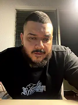 El_Titan1998 live sex cam