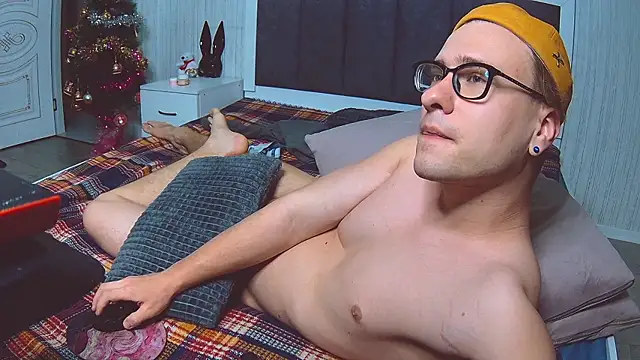 DennisGartmanB's cam snapshot