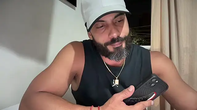 romeolovedark live sex cam