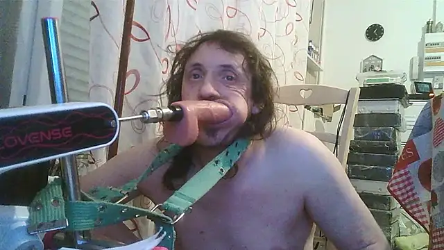 cyril020202 live sex cam