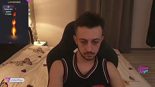 adamrayn's cam snapshot