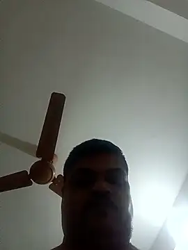 Desi_Lodo_Gujju_Boy live sex cam