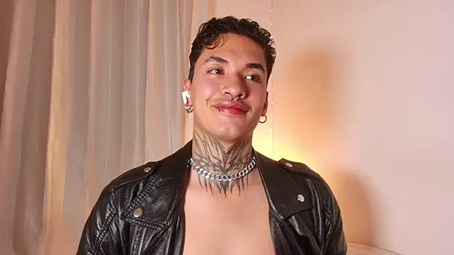 AlecBanne live sex cam