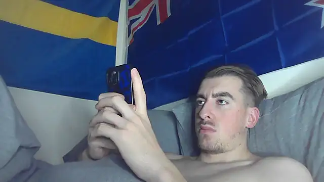 essexboy_2002 live sex cam