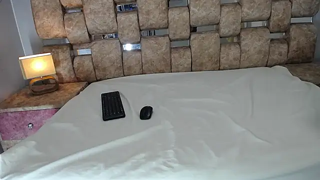 KathyAiden live sex cam