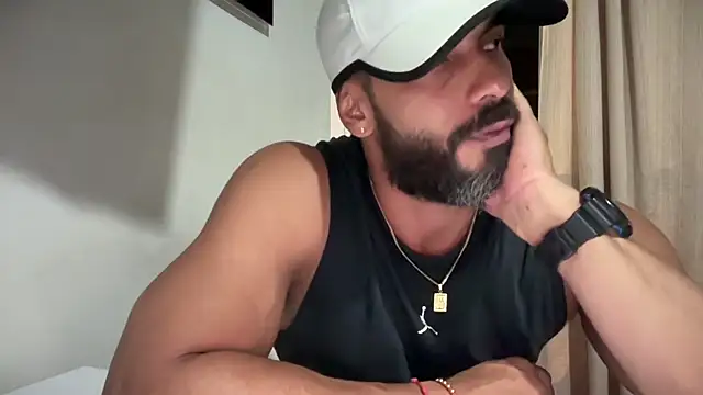 romeolovedark live sex cam