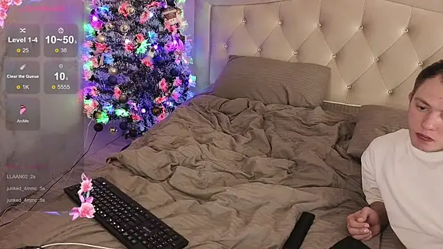 Crystal-Nuts live sex cam