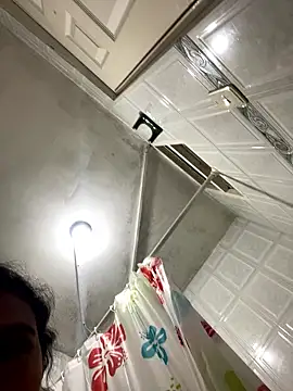 sophie-honey's cam snapshot