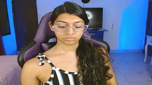 engielphoenis14 live sex cam