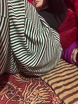 Tieuvi_18 live sex cam