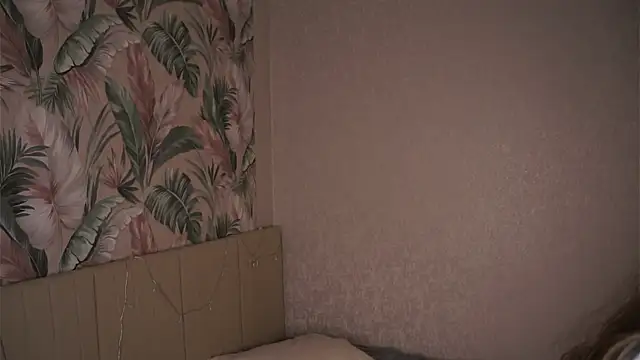 MarlinVarian live sex cam