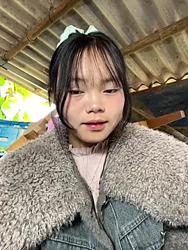 AdamLazis's cam snapshot