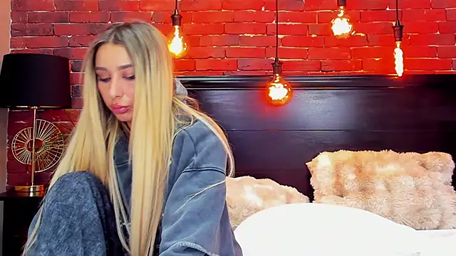 ChristynaRoss live sex cam